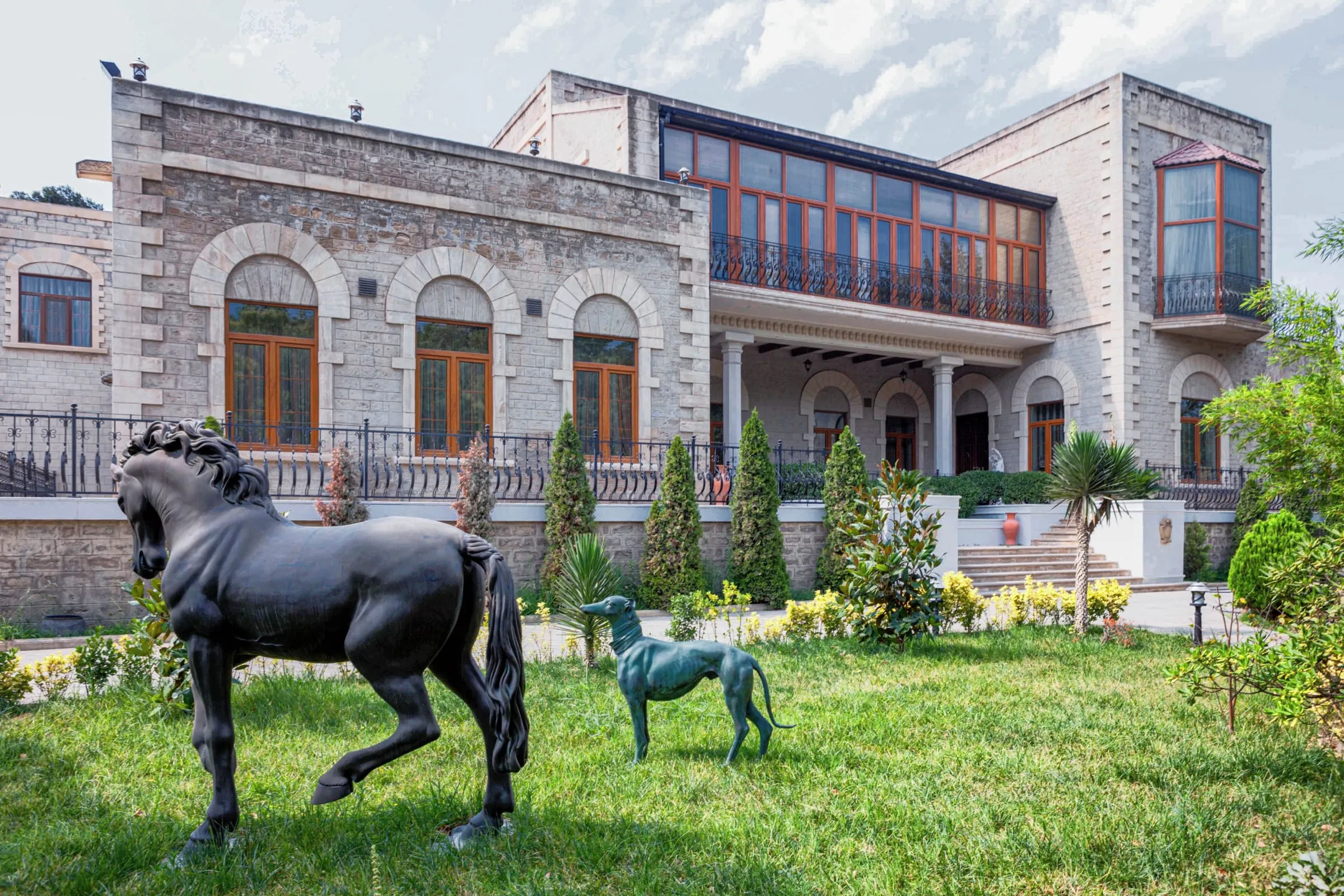 Nobel Brothers Villa Petrolea